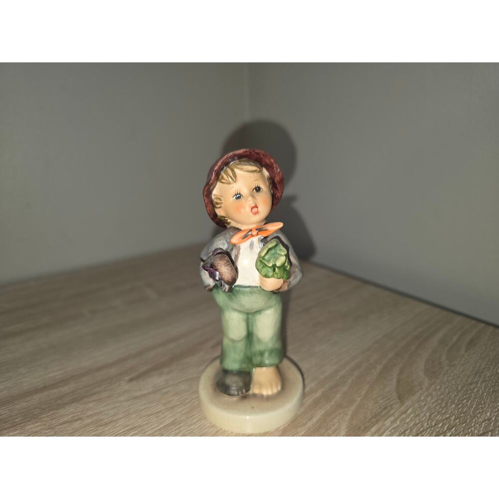 Vintage‎ Hummel Figurine "Lost Stocking" TMK 5 #112 5" Goebel Figure Germany